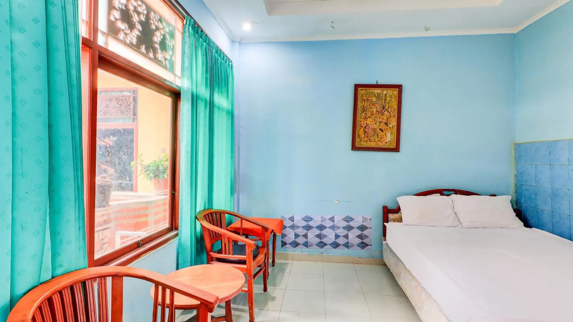 Oyo Danawa House Hotel Denpasar